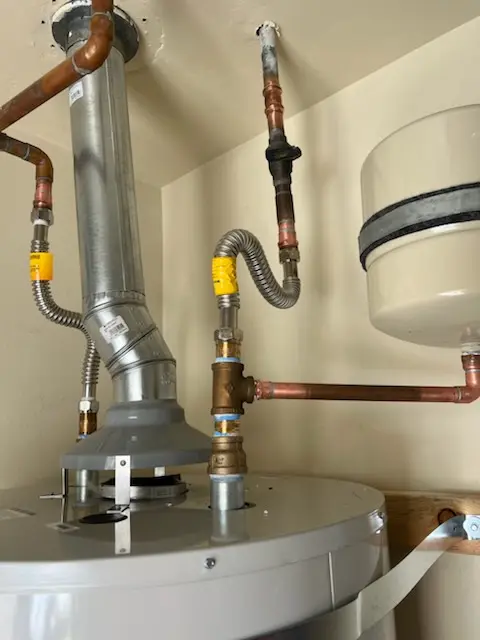 Water heater installation and plumbing repair in Lenola